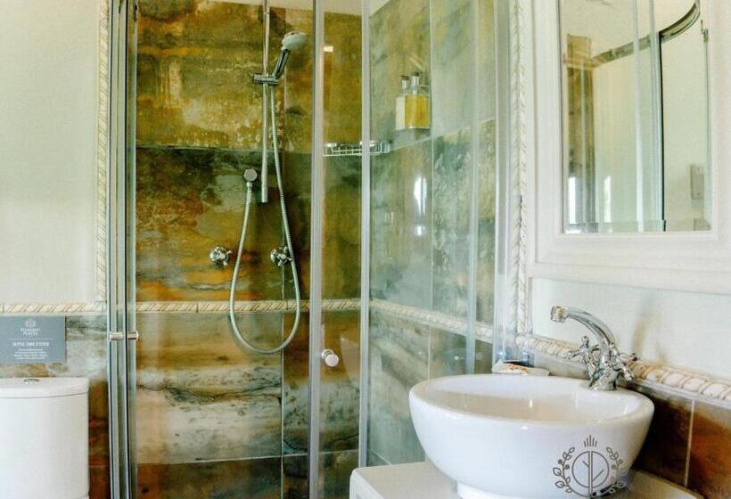 בית מלון כפרי Pleasant Places By Sanaandi