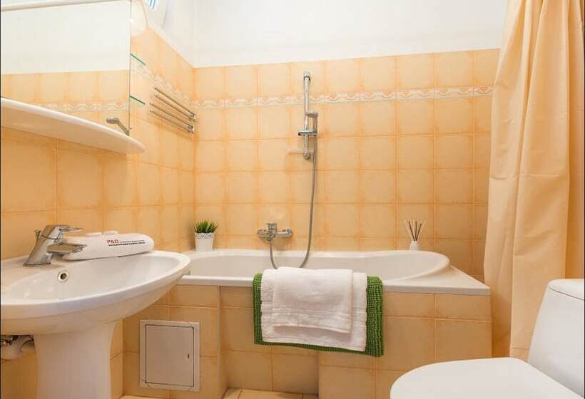 هتل P&o Apartments Plac Zbawiciela
