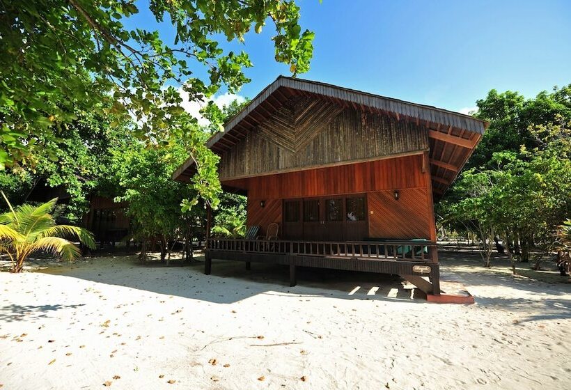 בית מלון כפרי Pom Pom Island Resort