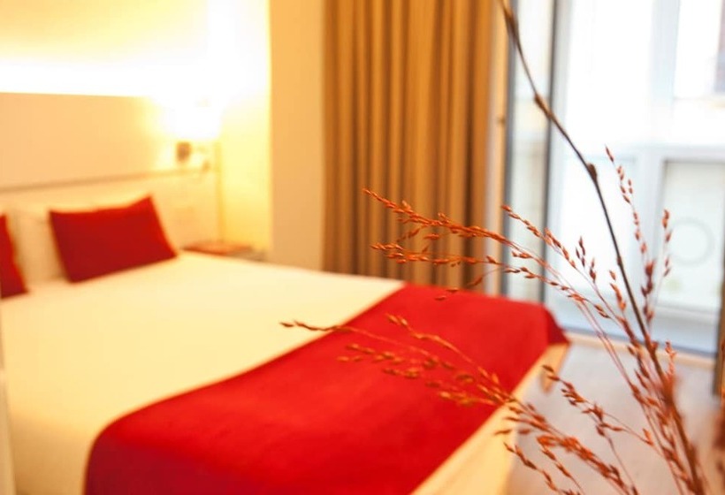 호텔 Pompaelo Urban Spa