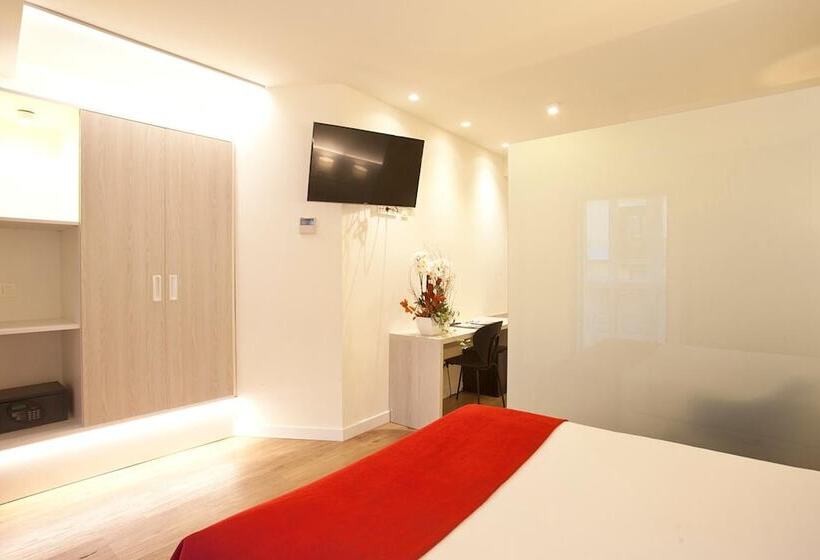 호텔 Pompaelo Urban Spa