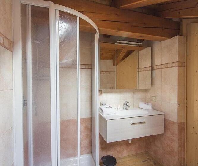 בית מלון כפרי Residence Villa Artic