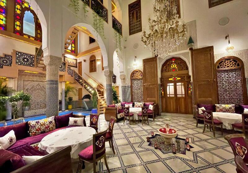 酒店 Riad Marjana Suites & Spa