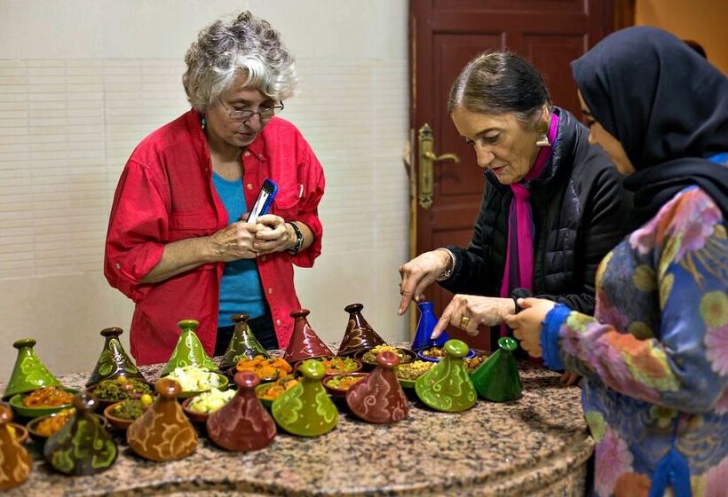 酒店 Riad Marjana Suites & Spa