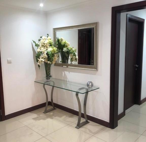 Отель Roma By Giovanni Boutique Suites