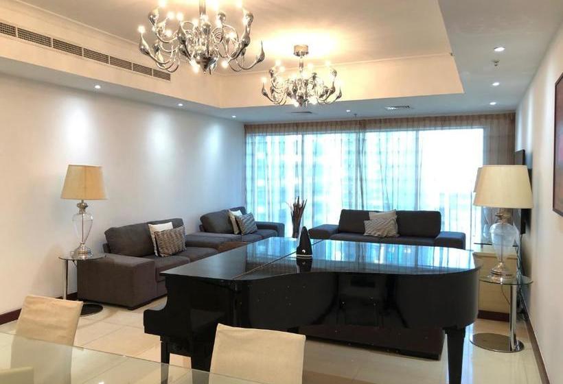 Отель Roma By Giovanni Boutique Suites