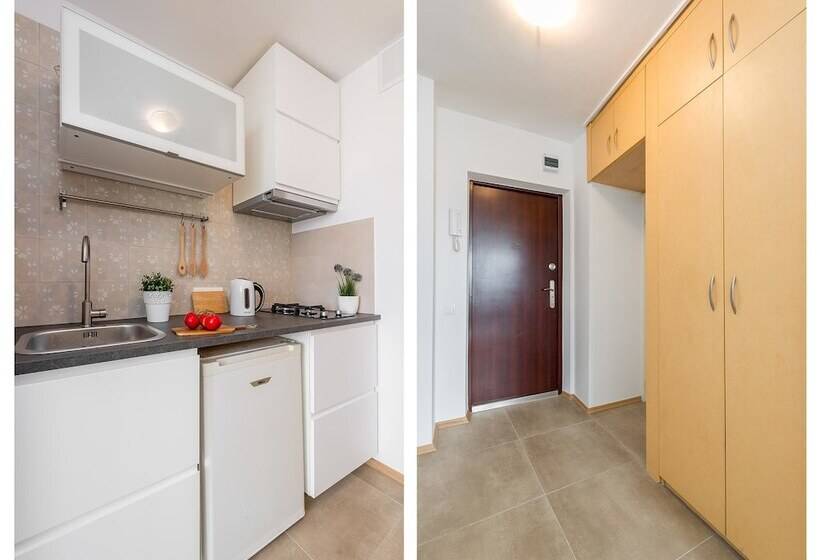 هتل Rondo Onz P&o Apartments