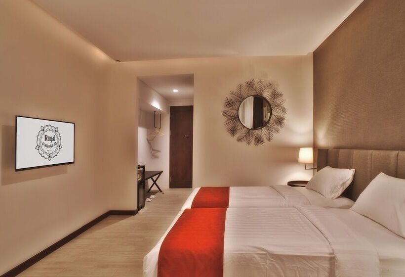 Отель Royal Padjadjaran