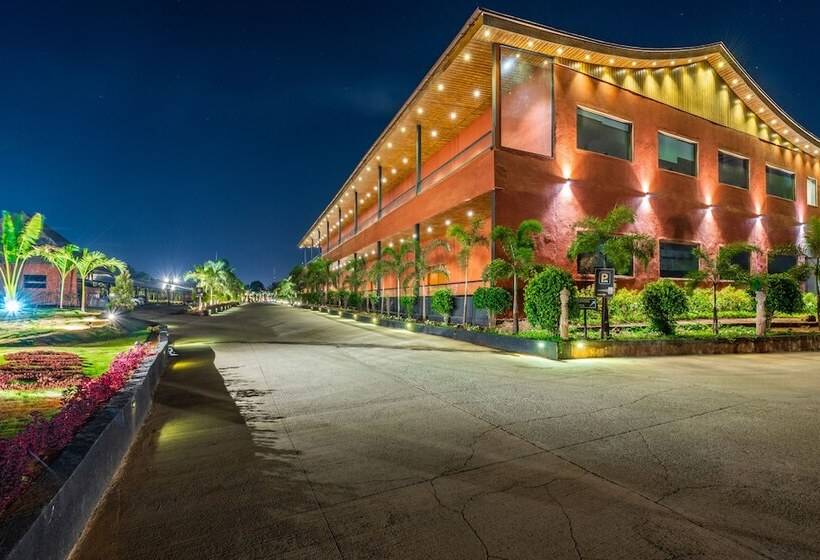 酒店 Saya Grand Club & Spa Resort