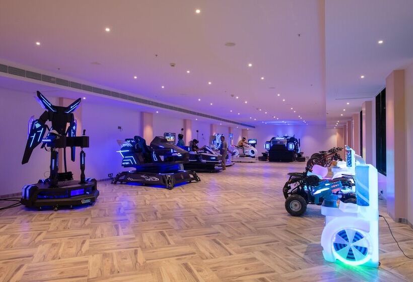 בית מלון כפרי Saya Grand Club & Spa Resort