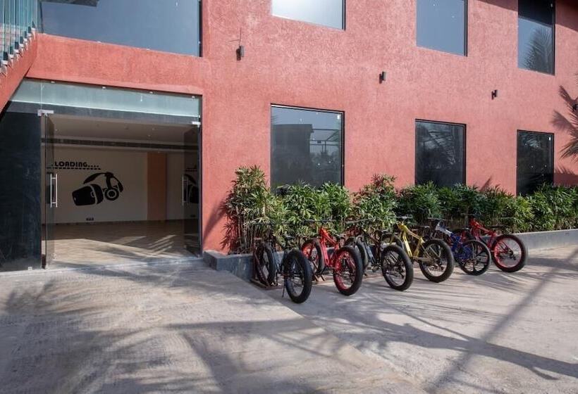 בית מלון כפרי Saya Grand Club & Spa Resort