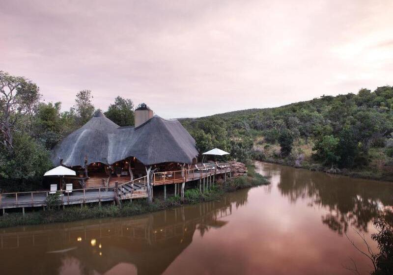 בית מלון כפרי Zulu Camp At Shambala Private Game Reserve