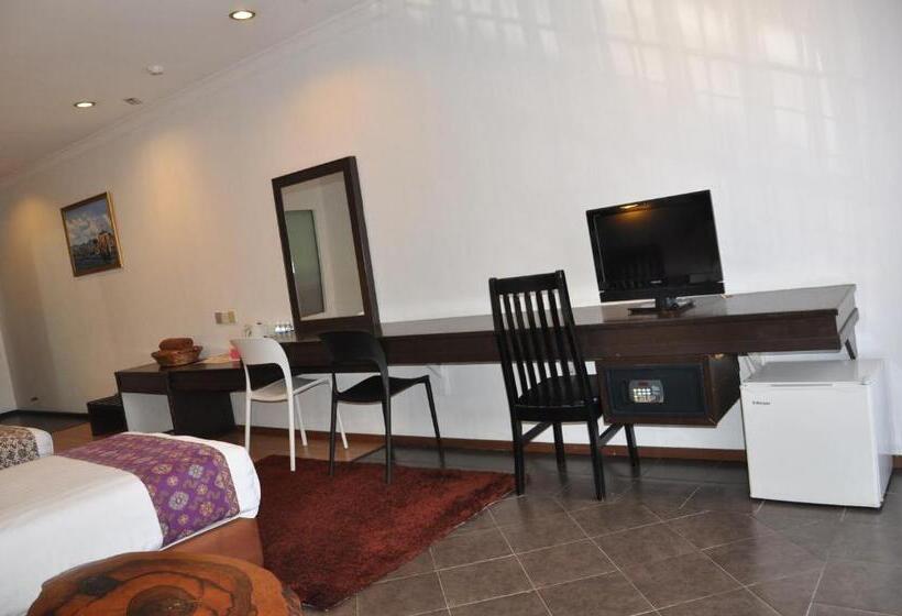 בית מלון כפרי Sipadan Inn 1