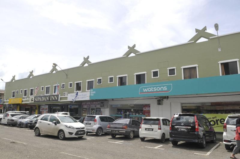 בית מלון כפרי Sipadan Inn 1