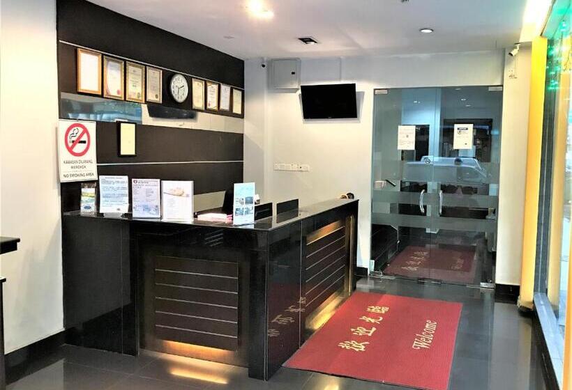 בית מלון כפרי Sipadan Inn 2