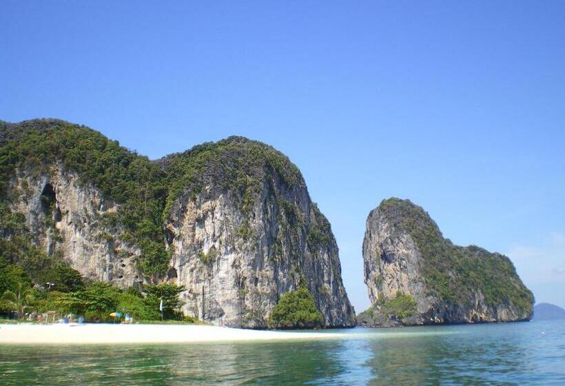 בית מלון כפרי Sukorn Andaman Beach Resort