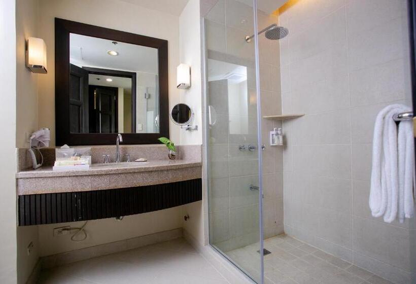 בית מלון כפרי Timberland Highlands Resort