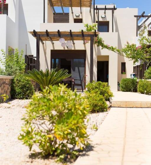 Отель Villa Sunrise