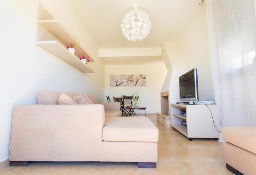 Отель Villa Sunrise