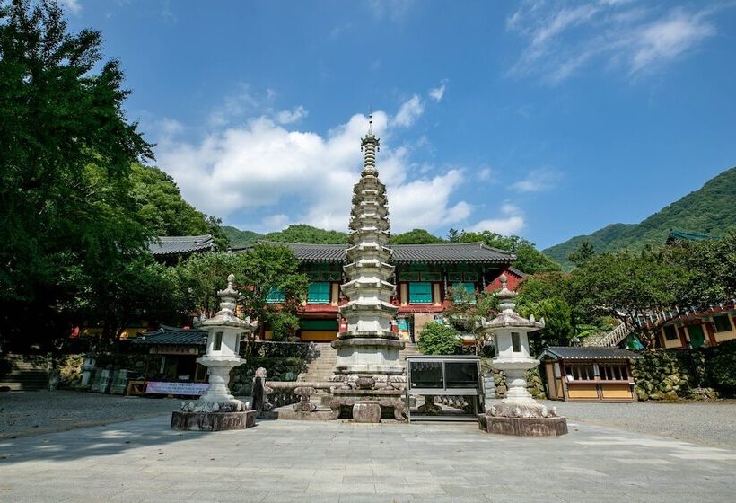 Kensington Resort Jirisan Hadong