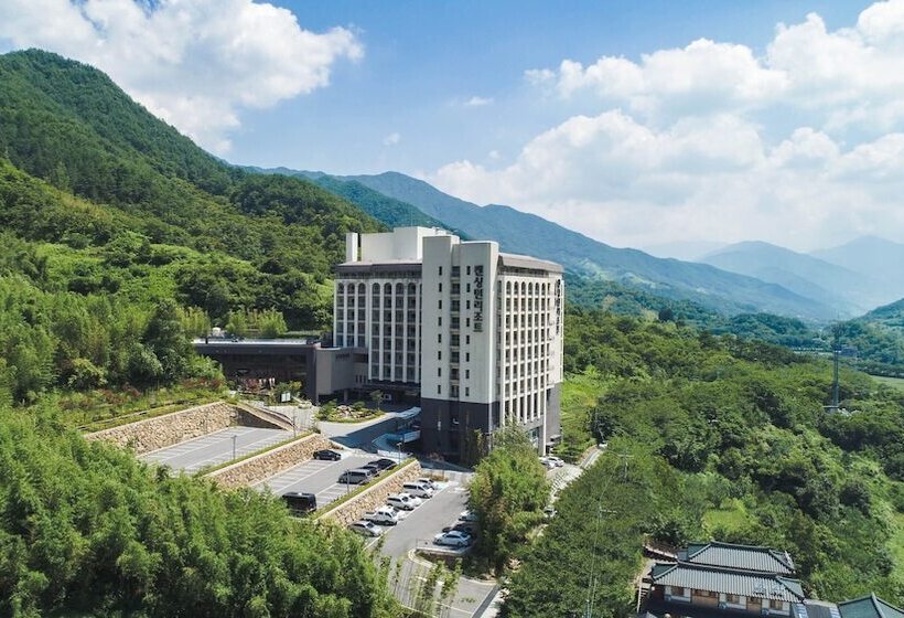 Kensington Resort Jirisan Hadong