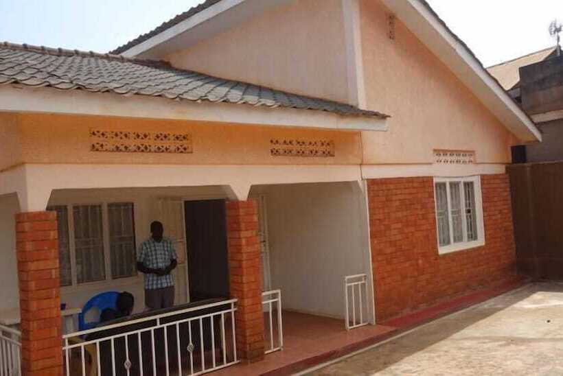 پانسیون Yahoo Guesthouse