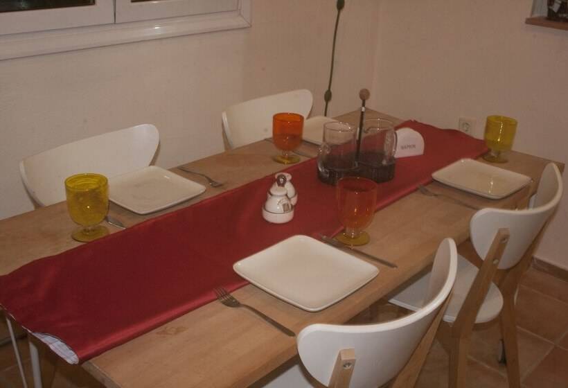 Point Twins Apartments