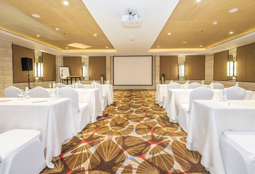 Savoy Hotel Boracay Newcoast