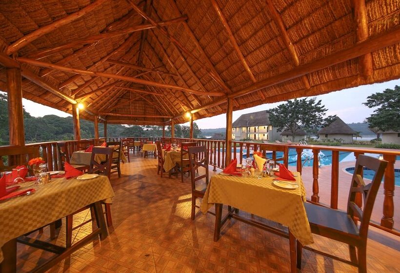 Victoria Forest Resort