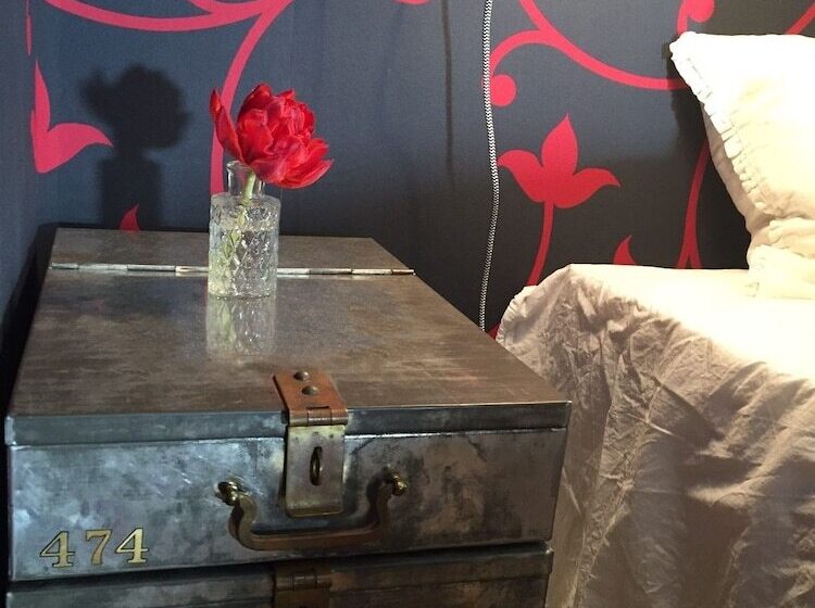 Alsbrogaard Deluxe Bed & Breakfast