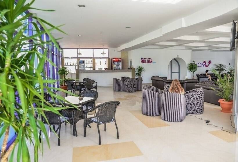 Отель Ibis Styles Venus