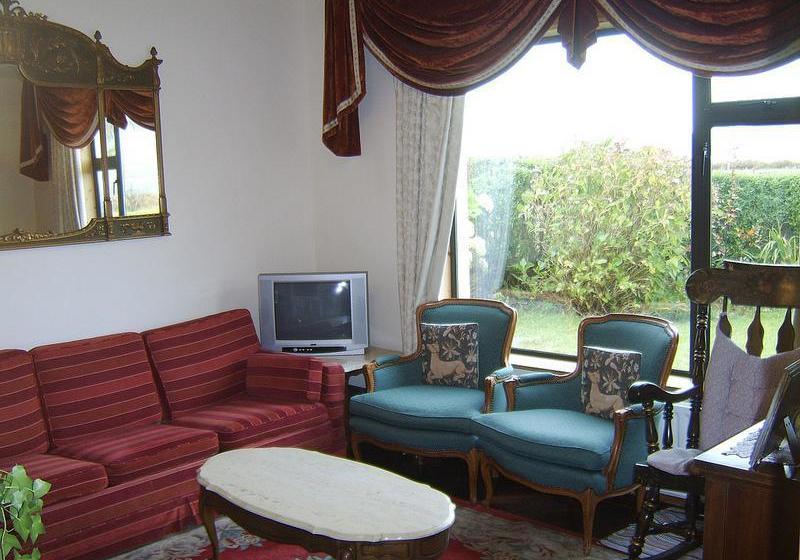 An Dooneen, The Hurley Farm B&b