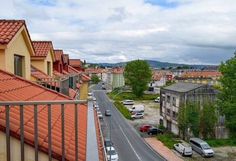 Apartamentos Ares 3000