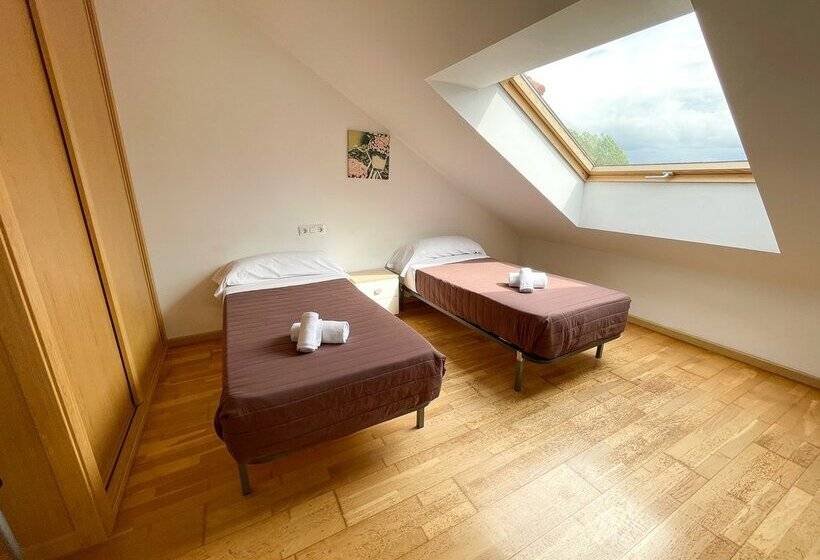 Apartamentos Ares 3000