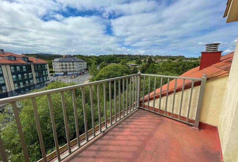 Apartamentos Ares 3000