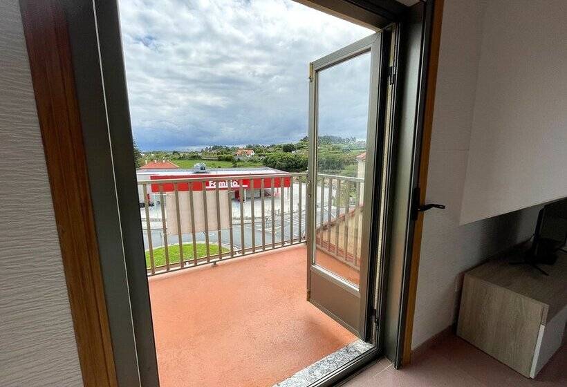 Apartamentos Ares 3000