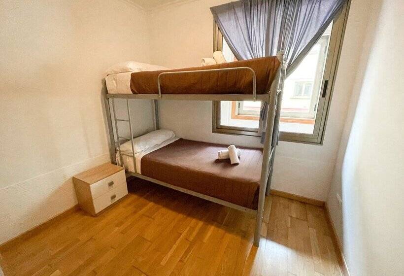 Apartamentos Ares 3000