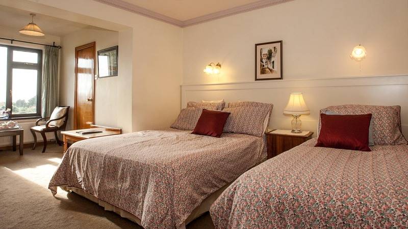 ベッドアンドブレックファースト Ardmor Country House