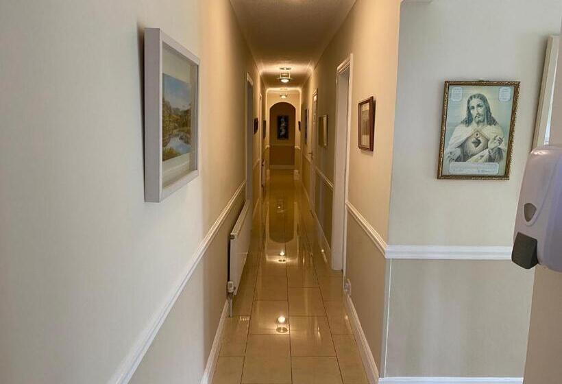 צימר Ardmore House