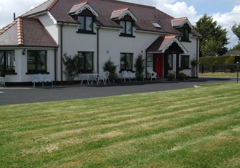 ベッドアンドブレックファースト Four Seasons