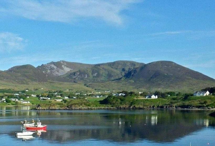 צימר Hollycrest Lodge