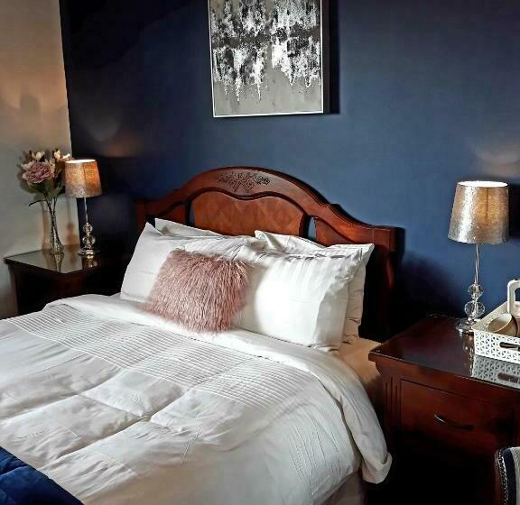 Bed and Breakfast Lake Avenue House