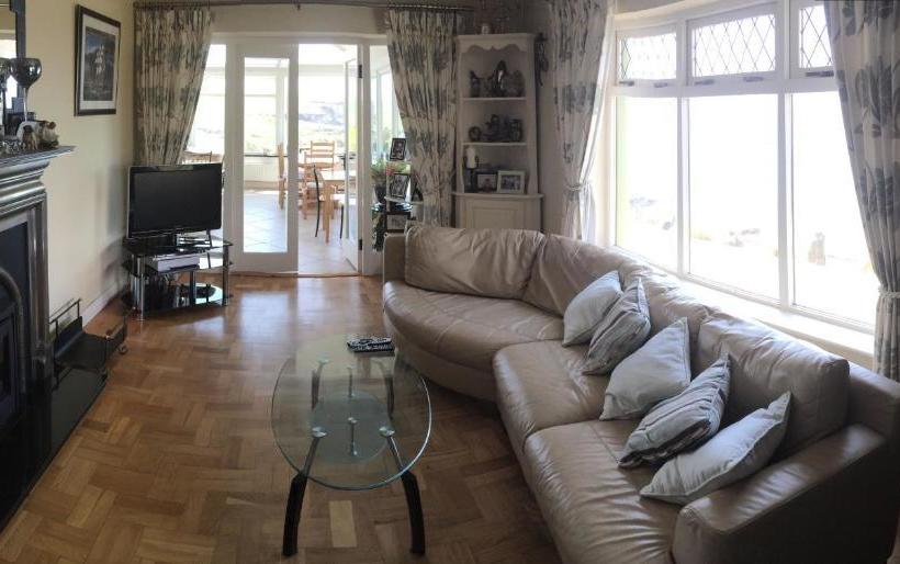 צימר Sandycove House