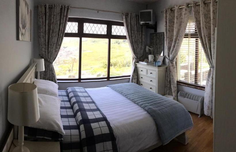 צימר Sandycove House