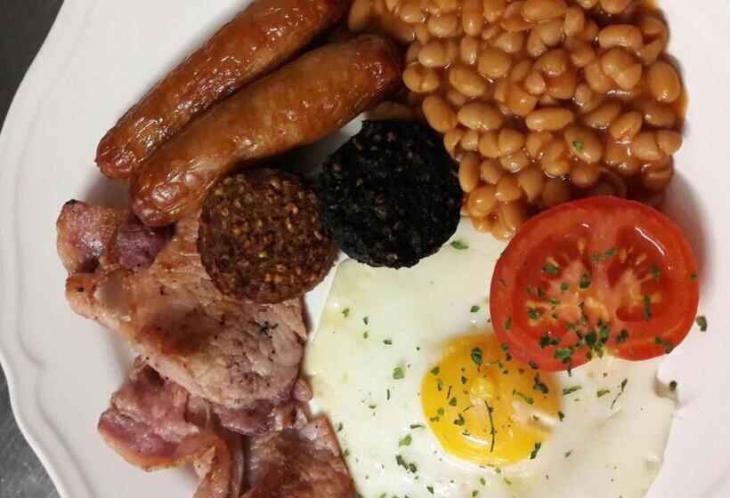 مبيت وإفطار The Old Bank Bruff Family Town House