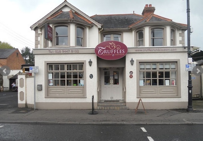 צימר Truffles Restaurant & Guesthouse