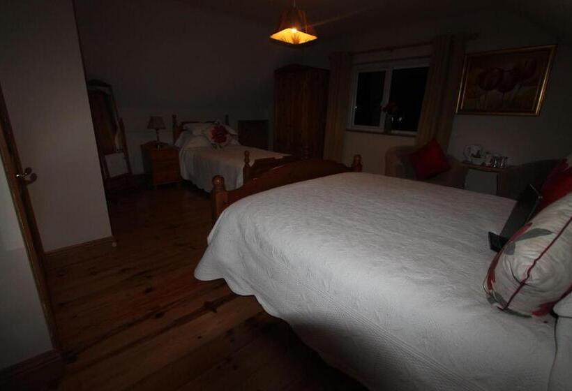 مبيت وإفطار Woodlands Guest Accomadation