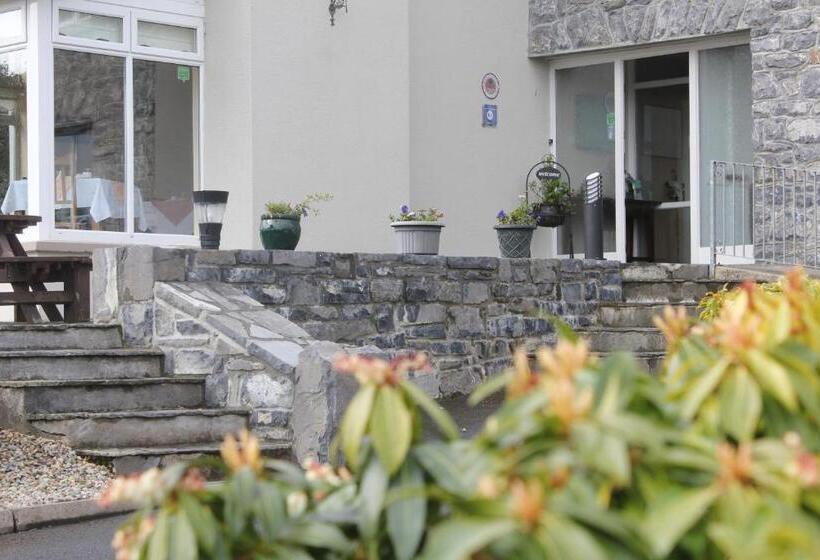 Carrowntober House B & B