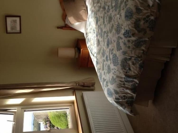 Channel View Bed & Breakfast