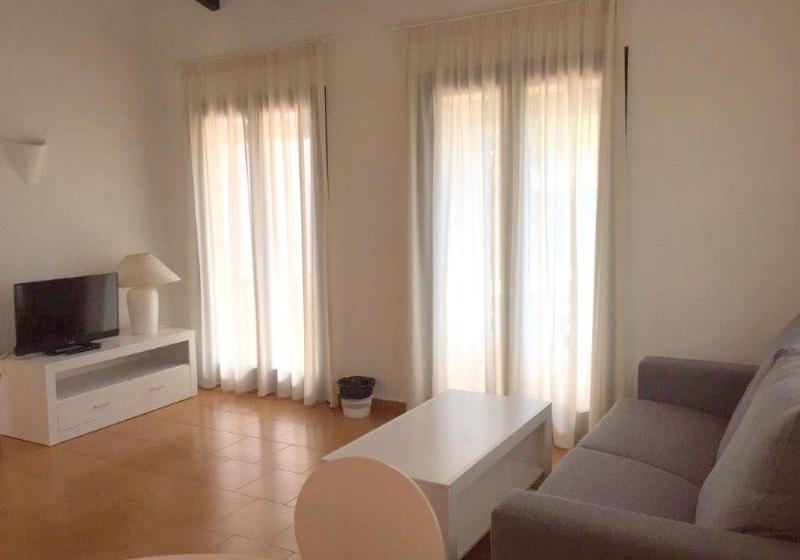 Complejo Piscina Binisafua